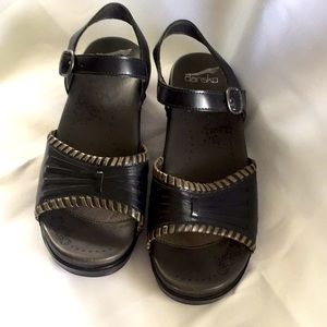 Dansko Sandals. Women’s size 37 Black & gray.
